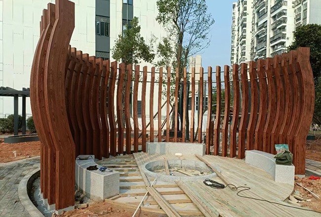 連云港公園鋼結(jié)構(gòu)廊架仿木紋漆制作效果